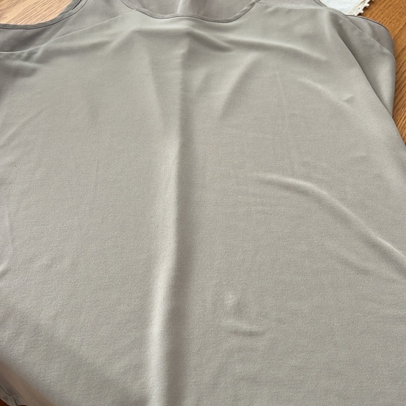 Calvin Klein sleeveless dress shirt - Picture 9 of 9